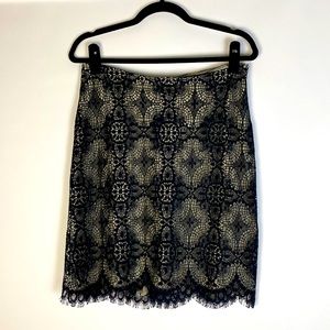 Vintage Y2K CROCHET LACE Pencil Skirt! Medium